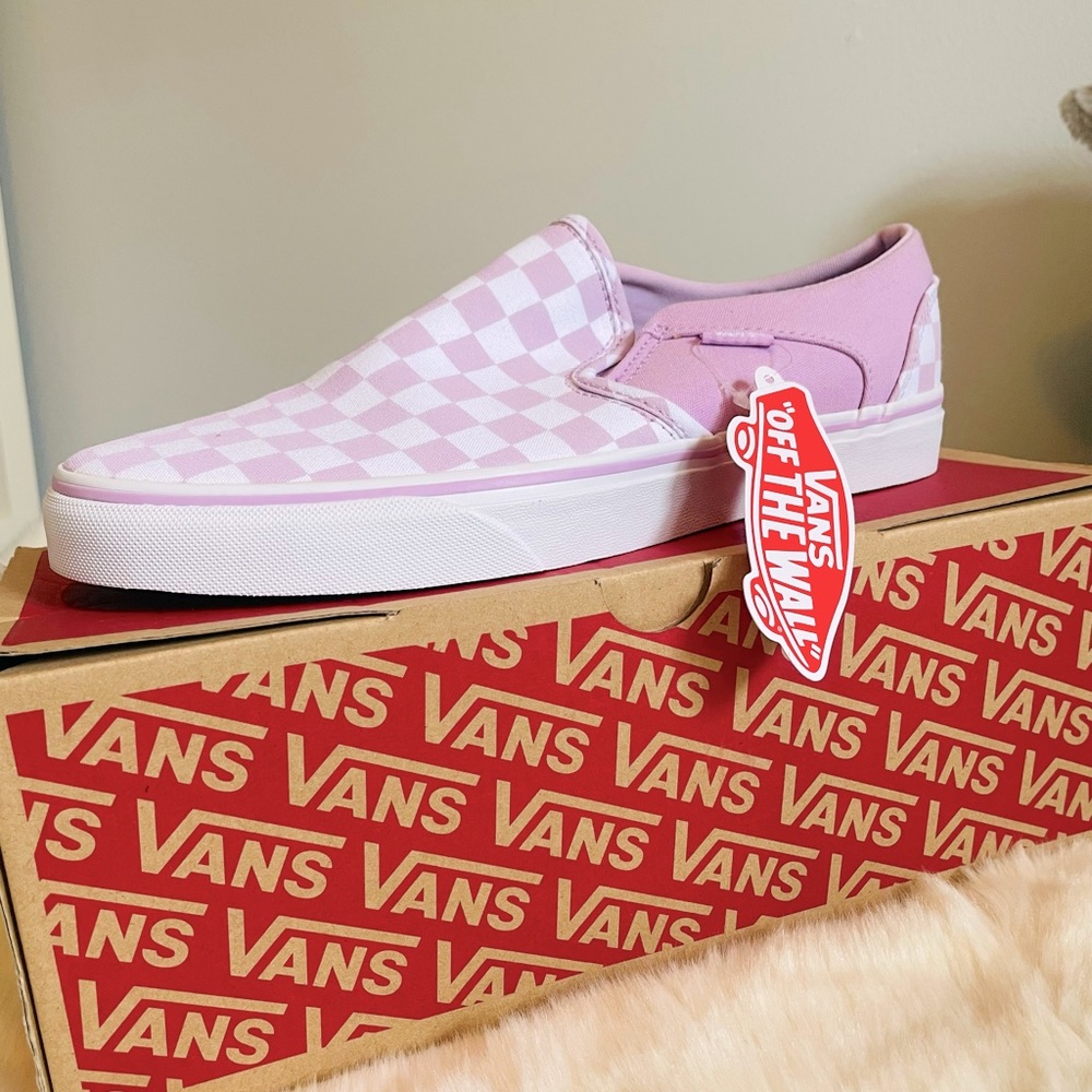 BRAND NEW Checkerboard VANS